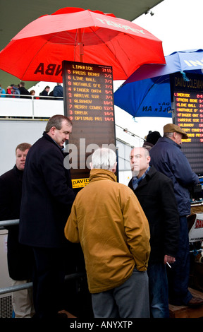 Buchmacher Limerick Race Course, Irland Stockfoto