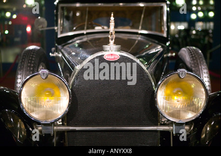 Frankreich, Elsass (Haut Rhin), Mulhouse: Musée National de l ' Automobile: Sammlung SchlumpfBugatti Kühlergrill Stockfoto