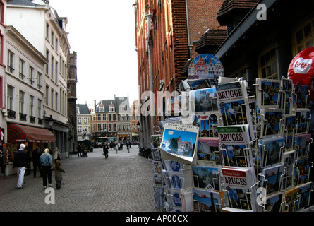 Postkarten zum Verkauf außerhalb Shop in Brügge Stockfoto