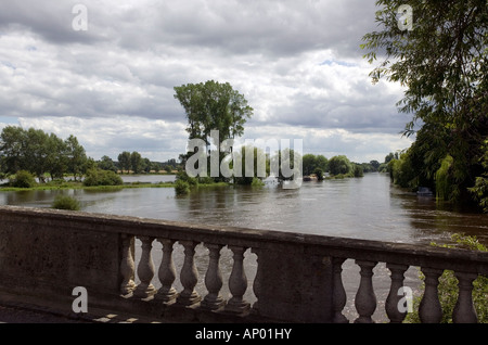 Themse Flut bei Wallingford Oxon UK 2007 Stockfoto