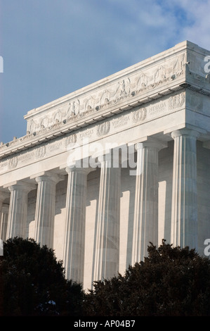 Klassische römische COLUMN Architektur des LINCOLN MEMORIAL auf THE MALL WASHINGTON DC DISTRICT OF COLUMBIA USA Stockfoto