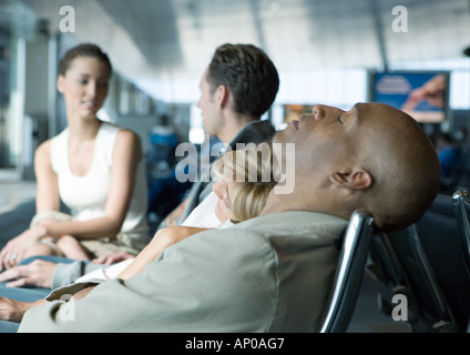 Menschen in Flughafen-lounge Stockfoto