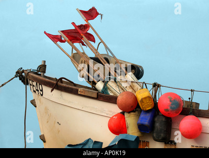 Boot und schwimmt und Flaggen Stockfoto