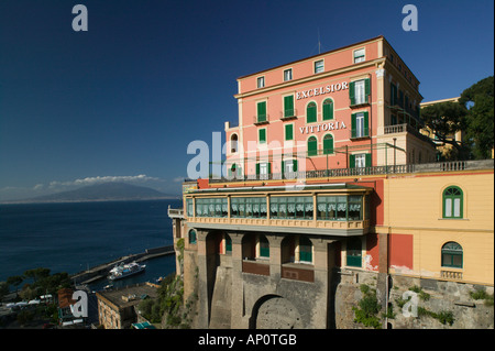 Italien, Kampanien (Halbinsel von Sorrent), SORRENTO: Grand Hotel Excelsior Vittoria Stockfoto