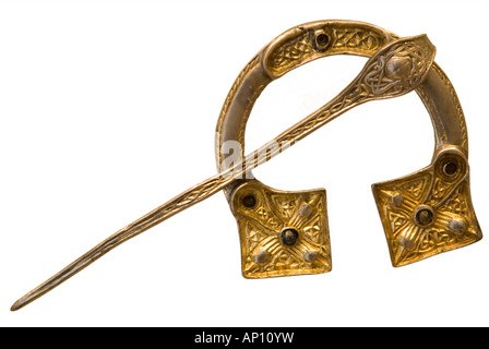 Gold Kilt Pin Verschluss Scot Schottland schottischen Kelten Celtic UK Vereinigtes Königreich England Europa GB Großbritannien EU Europäische Union va Stockfoto