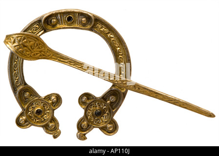 Gold Kilt Pin Verschluss Scot Schottland schottischen Kelten Celtic UK Vereinigtes Königreich England Europa GB Großbritannien EU Europäische Union va Stockfoto