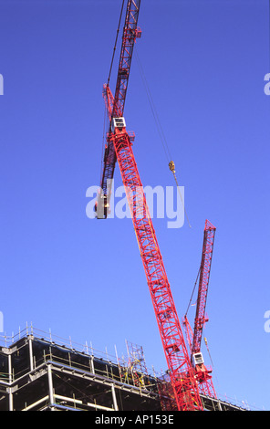 Turmdrehkrane, Baustelle, St. Katharines, London, UK Stockfoto