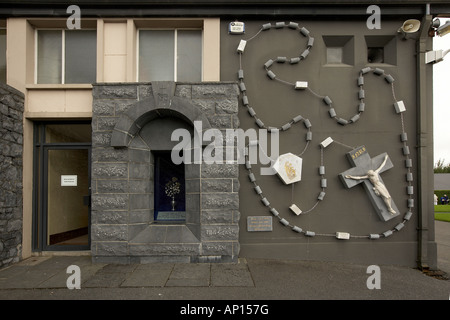 Experior Wand anzeigen Knock katholischen Marienwallfahrtsort wo eine göttliche Erscheinung erschien 1879 County Mayo Republic of Ireland Stockfoto