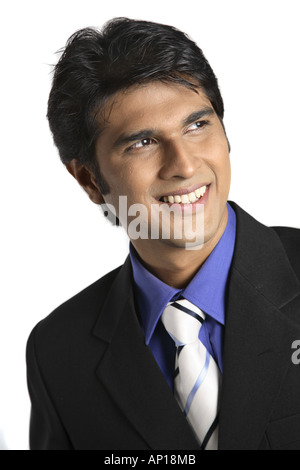 ANG200004 lächelnd und Blick auf die Seite Stockfoto