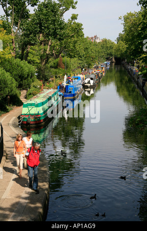 Lastkähne Hausboote in Little Venice in London am Regents Kanal Stockfoto