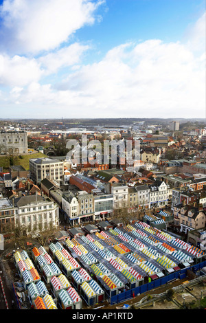 Luftaufnahme der Stadtzentrum Marktplatz und Schloss Norwich Norfolk UK Stockfoto