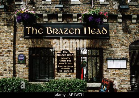 Brazen Sie Head Gasthaus und Restaurant, Irlands älteste Pub, Lower Bridge Street, Dublin, Südirland Stockfoto