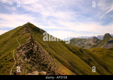 Wanderer auf Crete Lavigne Cherue französische Pyrenäen Stockfoto