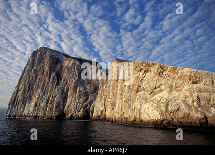 Südamerika, Ecuador, Galapagos-Inseln, San Cristobal Insel. Kicker Rock AKA Leon Dormido Stockfoto