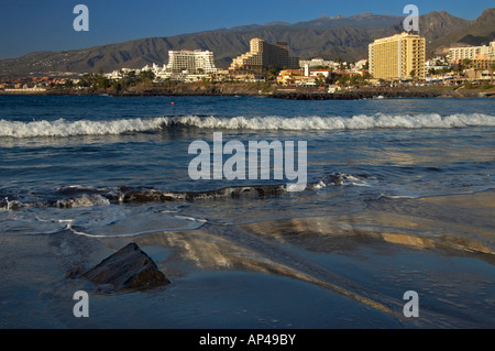 Hotels in Playa de Las Americas auf Teneriffa Stockfoto