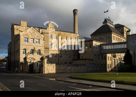 dh John Smith Brewery TADCASTER NORTH YORKSHIRE John Smiths alte Brauerei Eingang Bier uk Gebäude Stockfoto