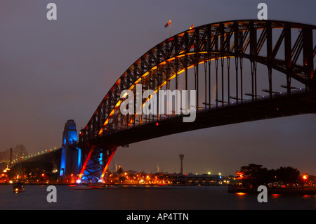 Harbour Bridge bei Nacht Sydney, Australien. Celebraion Brücke 75-jähriges Jubiläum. Stockfoto