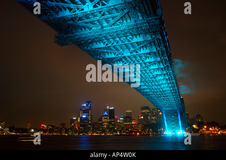 Harbour Bridge bei Nacht Sydney, Australien. Celebraion Brücke 75-jähriges Jubiläum. Stockfoto