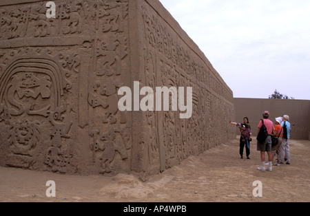 Südamerika, Peru, Trujillo, Salaverry. Adobe Huaca el Drachentempels Stockfoto