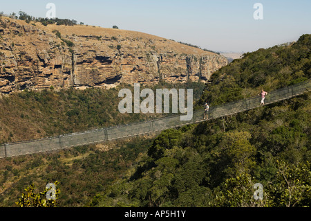 Hängebrücke über den Fluss Umzimkulwane, Oribi Gorge Nature Reserve, KwaZulu Natal, Südafrika Stockfoto