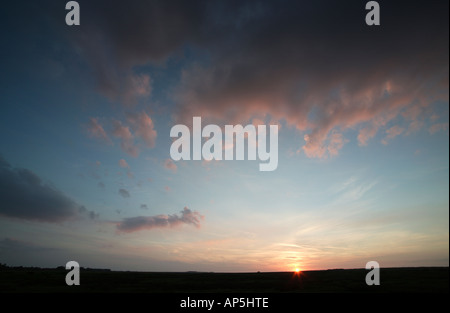 Sonnenuntergang Titchwell Sümpfe RSPB Reserve Norfolk UK Stockfoto