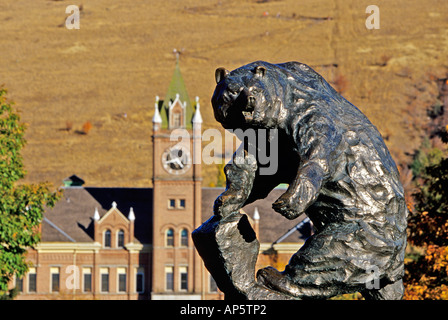 Grizzly Bear-Statue an der University of Montana in Missoula Stockfoto