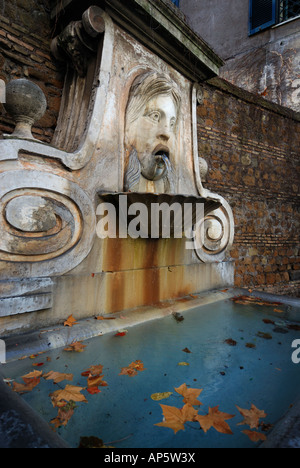 Rom Italien Fontana del Mascherone Brunnen auf via Giulia Stockfoto