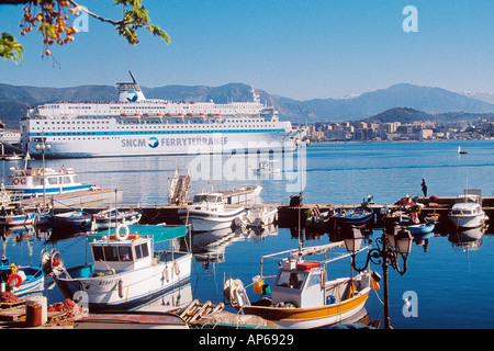 Frankreich Korsika im Hafen von Ajaccio Stockfoto