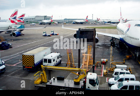 Jumbo Jet am London Heathrow Terminal 4 Stockfoto