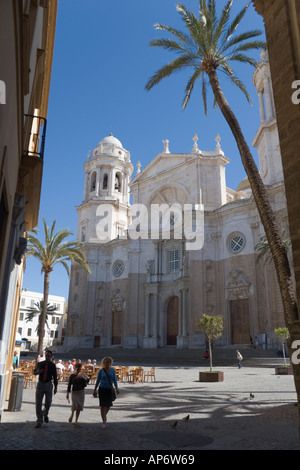 Cadiz-Costa De La Luz Andalusien Spanien die Kathedrale gesehen vom Plaza De La Catedral Stockfoto