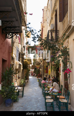 Cafe-Bar in der Altstadt, Chania, Nordwestküste, Kreta, Griechenland Stockfoto