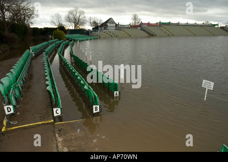 Unter Wasser überflutet Worcester county Cricket Ground, England Stockfoto