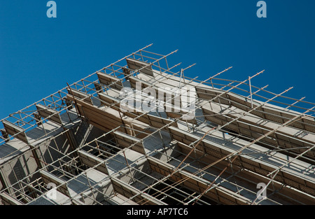 Gerüste auf dem neuen Gebäude Detail Stockfoto