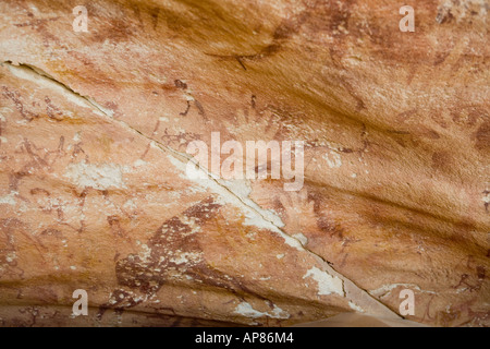 Felszeichnungen, Mestekawi Höhle, Gilf Kebir, westliche Wüste Ägyptens. Stockfoto