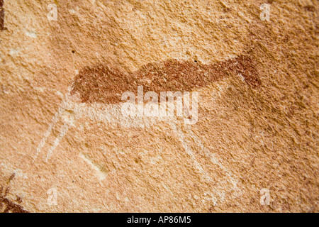 Tier in Felszeichnungen, Mestekawi Höhle, Wüste Gilf Kebir, Ägyptens Western. Stockfoto