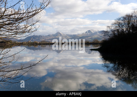 Knicht und der Moelwyn Mawr und Moelwyn Bach Berge und Glaslyn-Mündung von Porthmadog, Nordwales Stockfoto