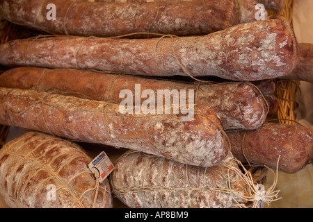 FELINO Salami, in einem Markt in Monza, Italien Stockfoto