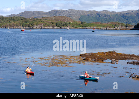 Kanuten am Loch Gairloch bei Badachro, Wester Ross. Schottischen Highlands.  XPL 3497-341 Stockfoto