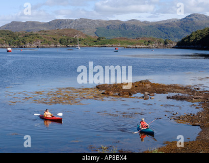 Kanuten auf Loch Gairloch bei Badachro, Wester Ross. Schottischen Highlands.  XPL 3498-341 Stockfoto