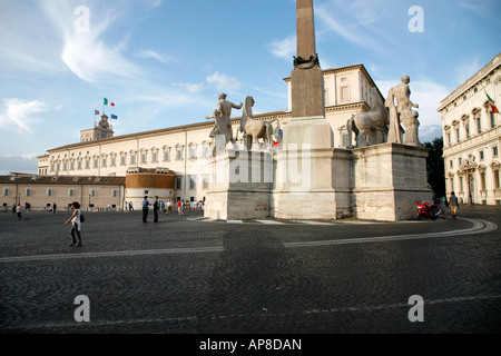 Piazza del Quirinale und dem Palazzo del Quirinale, die offizielle Residenz des italienischen Präsidenten Stockfoto