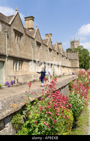 Die Armenhäuser, gebaut von Sir Baptist Hicks im Jahre 1612 in den Cotswolds Stadt von Chipping Campden, Gloucestershire Stockfoto