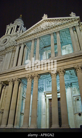 St. Pauls Cathedral London UK Nacht Stockfoto