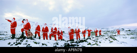 Die 13 isländischen Jólasveinar Überlieferung sie die Berge verlassen und den Kopf für bewohnte Gebiete 13 Tage vor Weihnachten Stockfoto