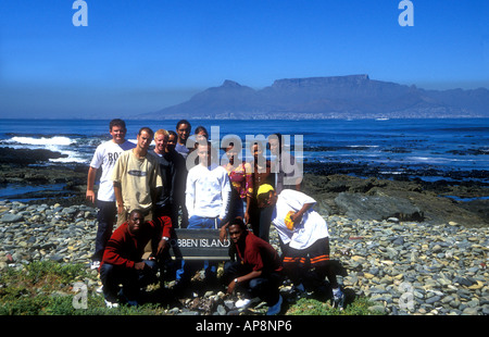 Studenten, posiert für ein Foto auf der Küste von Robben Island South Africa Stockfoto