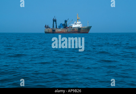 Verankerung der Fischerei Schiff Walvis Bay Namibia 2000 Stockfoto