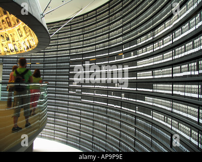 Die Halle der Namen in Yad Vashem Holocaust Memorial Museum, Jerusalem Stockfoto