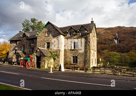 Die Viehtreiber Inn in Inverarnan, Stirlingshire, Schottland. Stockfoto