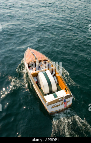 IDAHO AERAIL ANSICHT DER KLASSISCHEN ANTIKE HOLZBOOT AUF LAKE COEUR D ALENE AUTOFAHREN Stockfoto