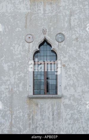 ein Fenster im venezianischen Stil im Antivari Kechler Palast in Udine (XIX Jhdt.) Stockfoto