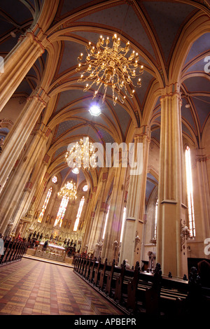 Innen Himmelfahrt der Jungfrau Maria Kathedrale Zagreb Kroatien Stockfoto